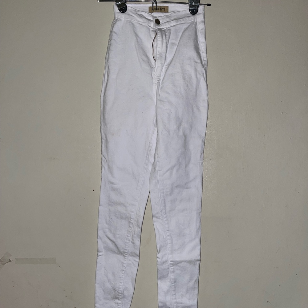 Fashion Nova white skinny jeans